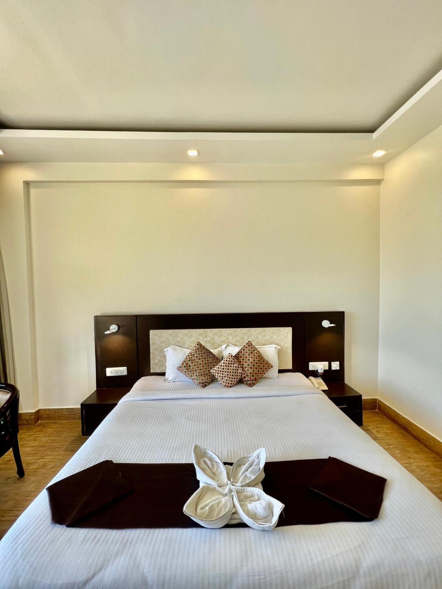 Sea Hawk - Luxury Hill Resort 4 Mins From Bhimtal Lake Esterno foto