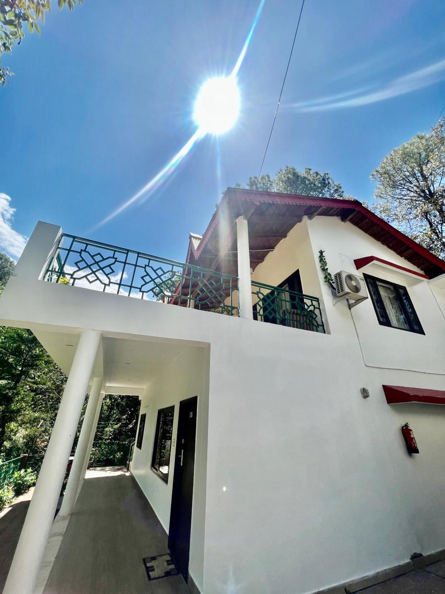 Sea Hawk - Luxury Hill Resort 4 Mins From Bhimtal Lake Esterno foto