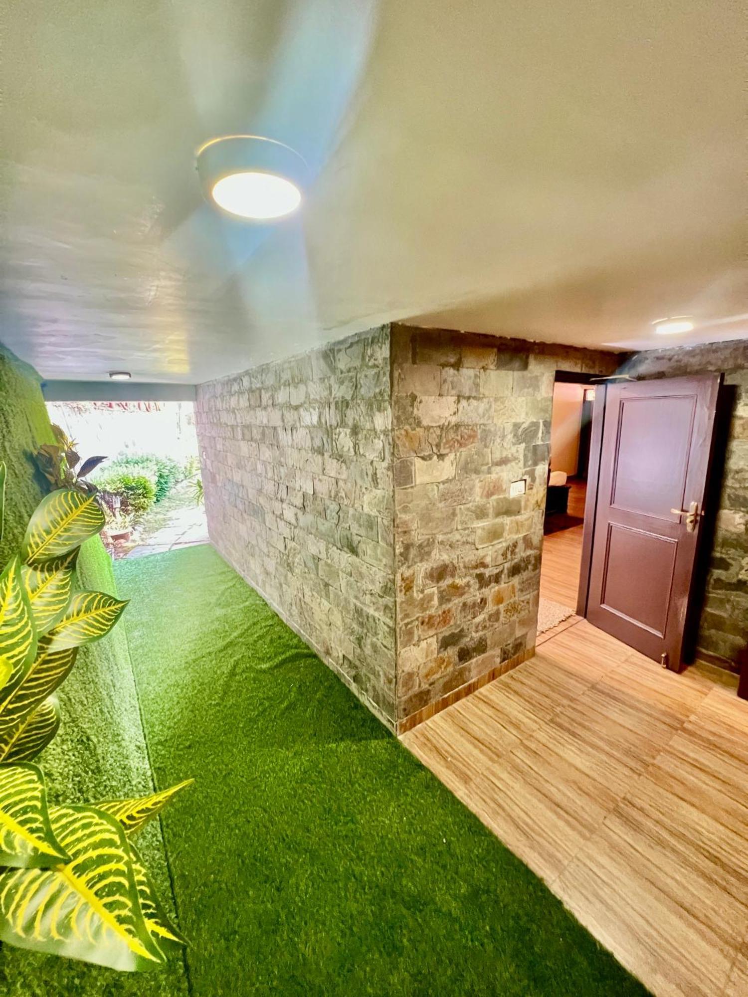 Sea Hawk - Luxury Hill Resort 4 Mins From Bhimtal Lake Esterno foto